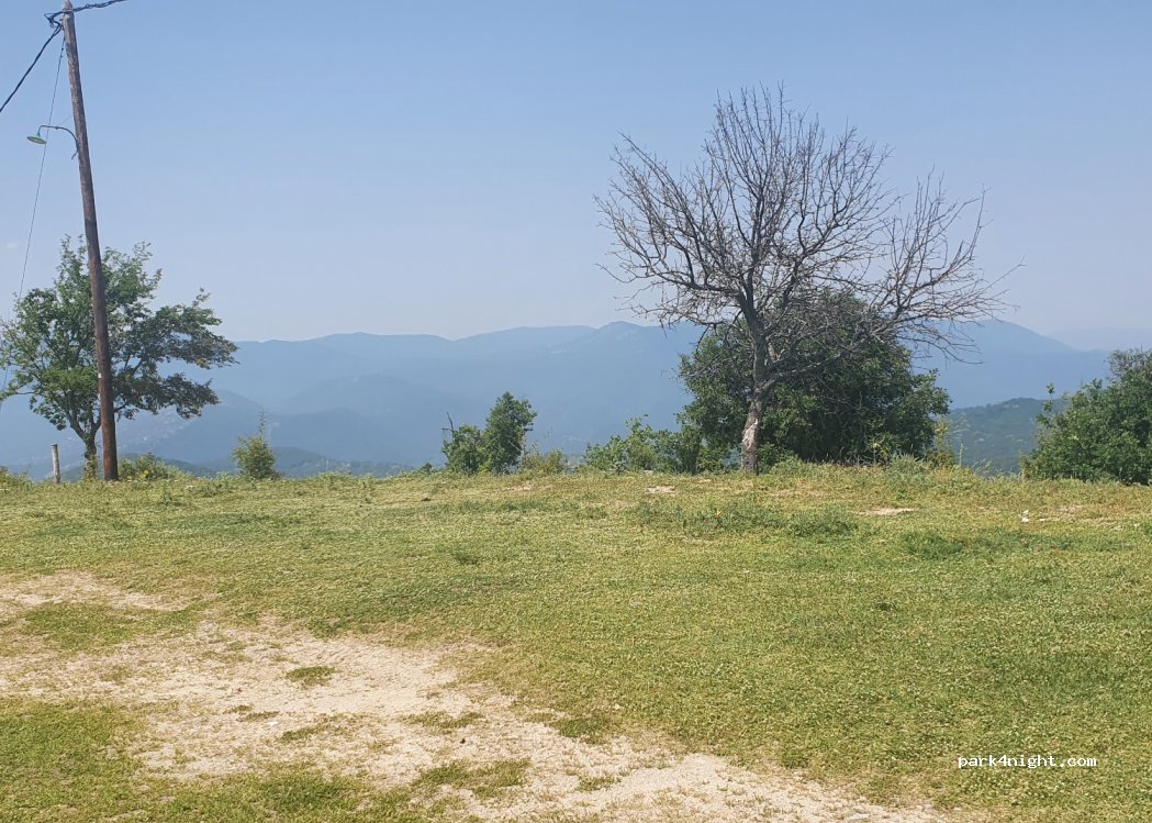 (670 62) Stavroupoli - — foto 2