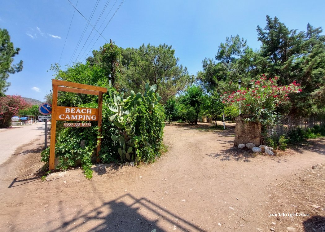 Beach Camping & Caravan — foto