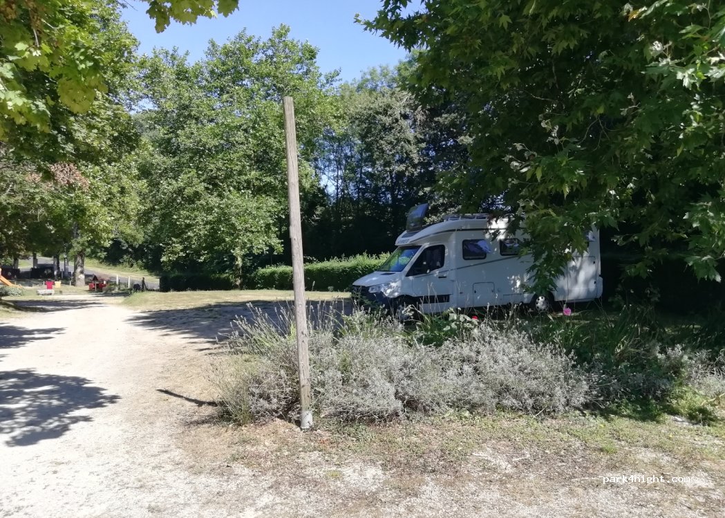 Camping de mon Village Lac de Chardes — foto 4