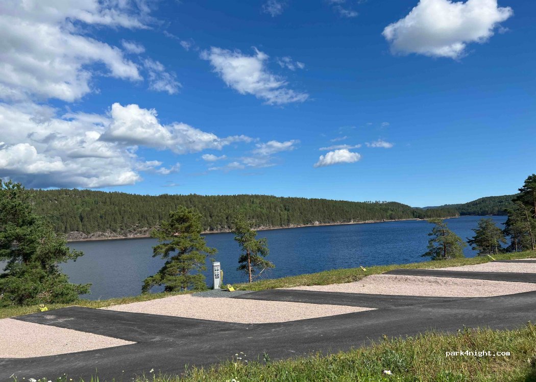 Hulfjell Bobilcamp / Camping — foto 2