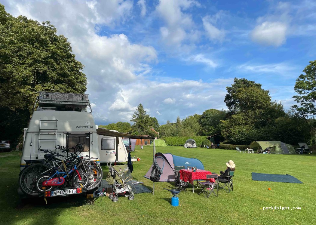 Brook Lodge Farm Camping & Caravan Park — foto 2