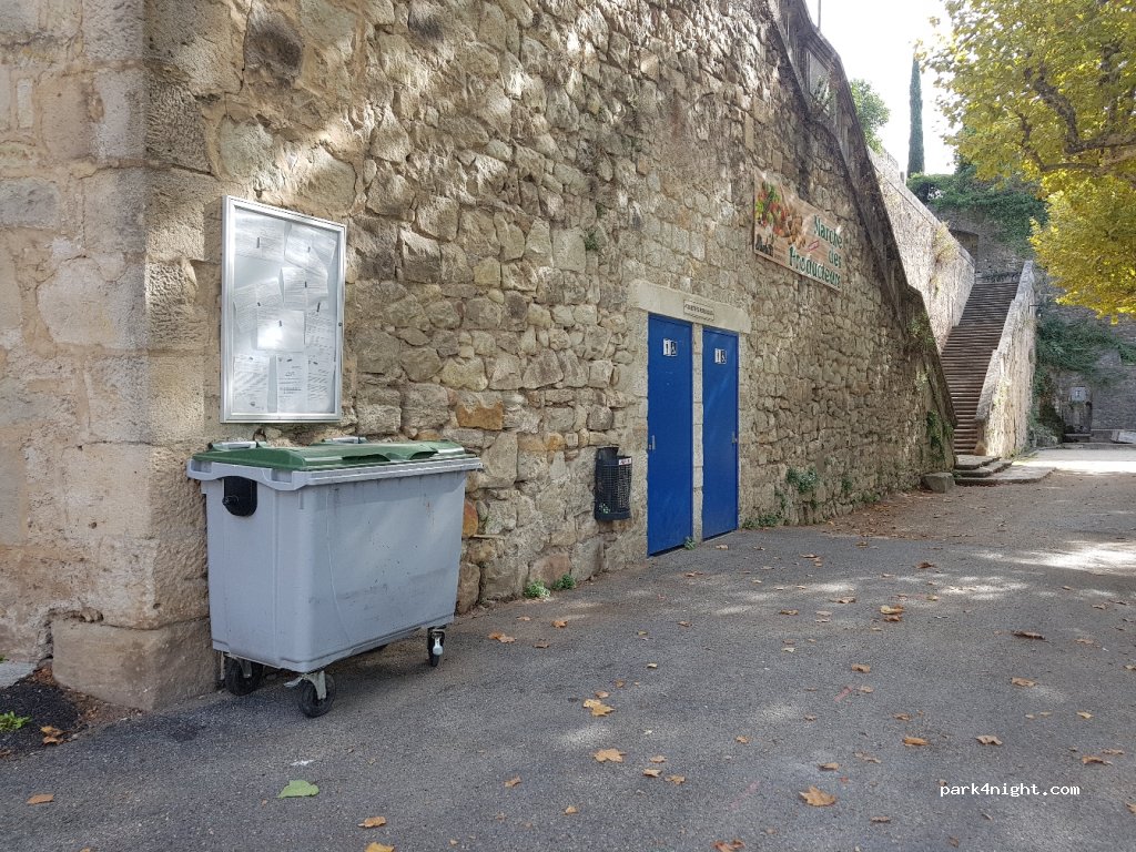 (07110) Largentière - 6 Place des Récollets — foto 2