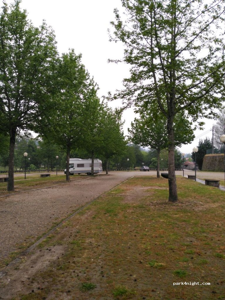 (4980-020) Ponte da Barca - Largo da Feira — foto