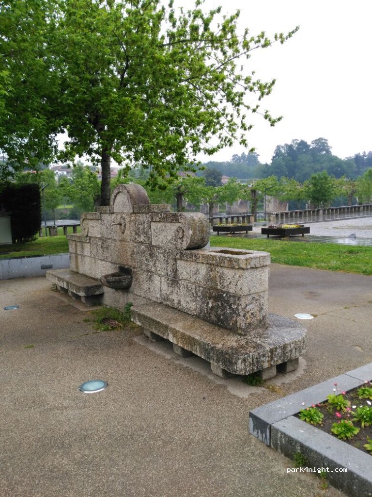 (4980-020) Ponte da Barca - Largo da Feira — foto 2