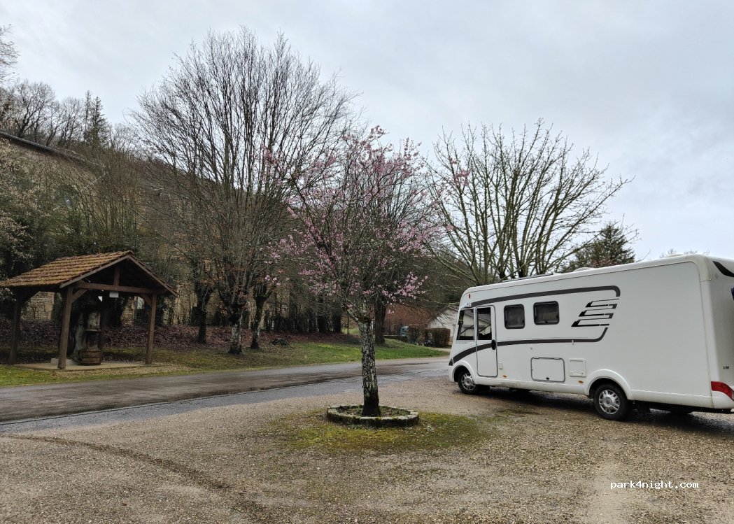 (21121) Val-Suzon - 15 Rue de Dijon — foto 2