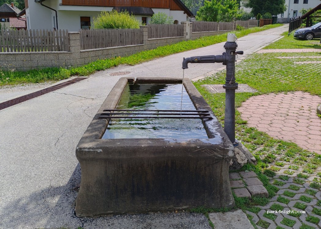 (4280) Kranjska Gora - 7a Borovška cesta — foto
