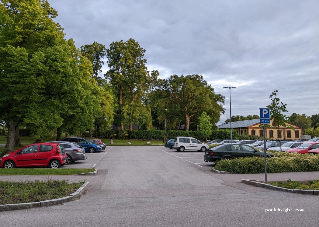 (713 31) Nora - 1 Herrgårdsgatan — foto