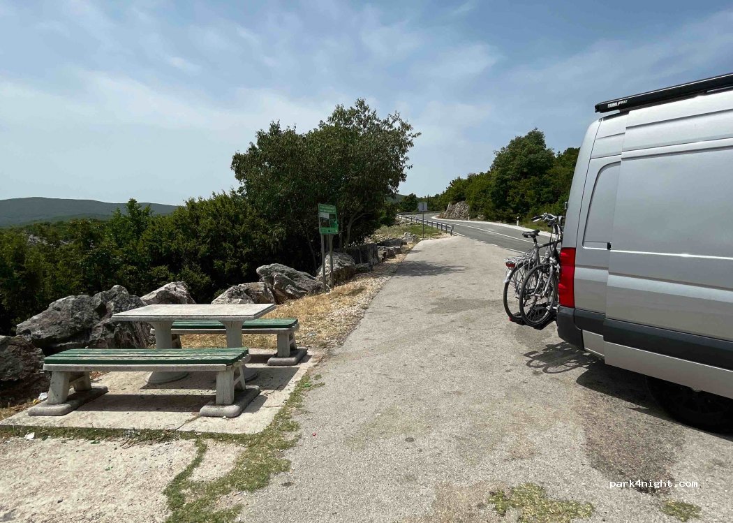 (21263) Dolića Draga - Unnamed Road — foto