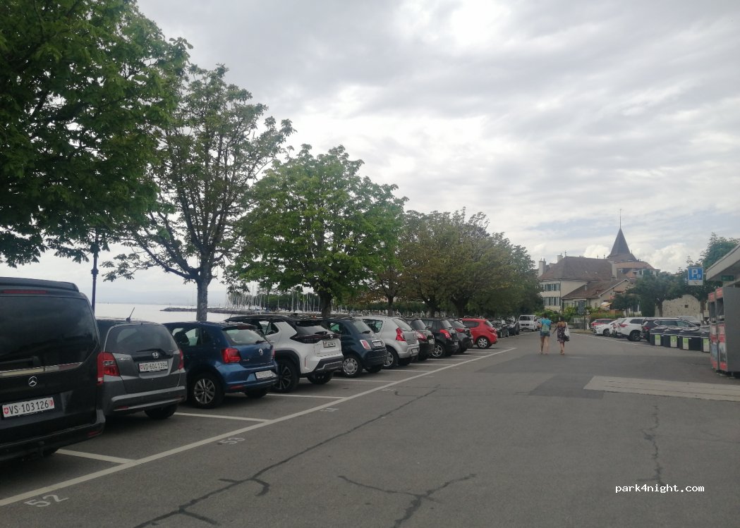 (1095) Lutry - 240 Route de Lavaux — foto