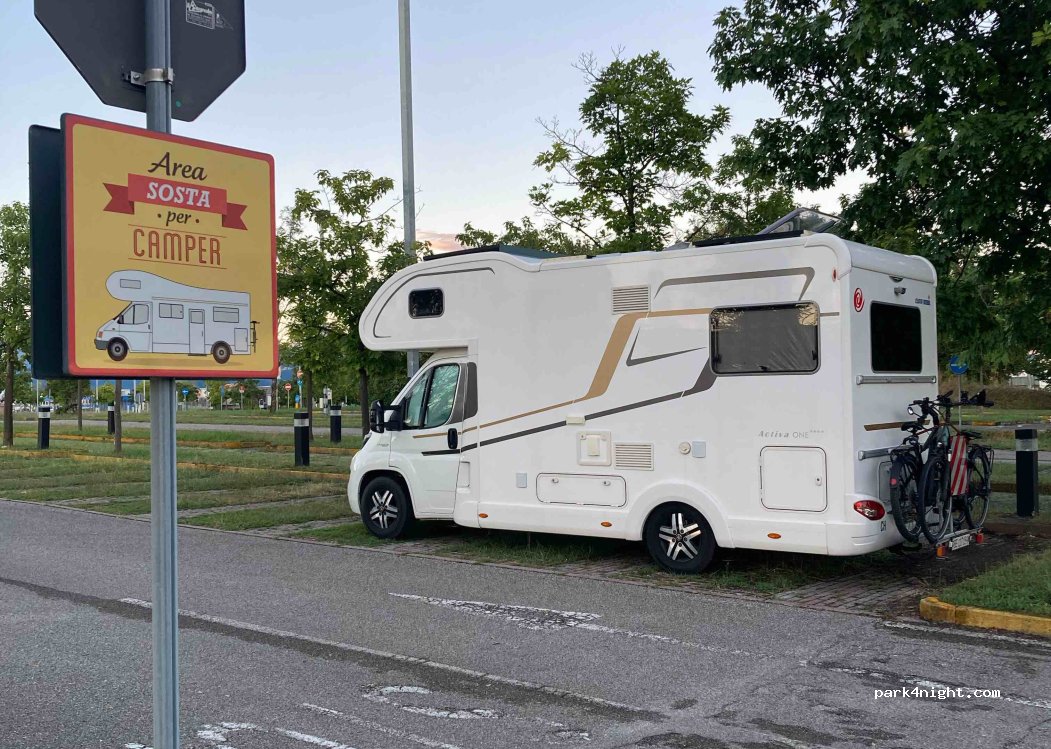 (33010) Feletto Umberto - 127 Via Nazionale — foto 2