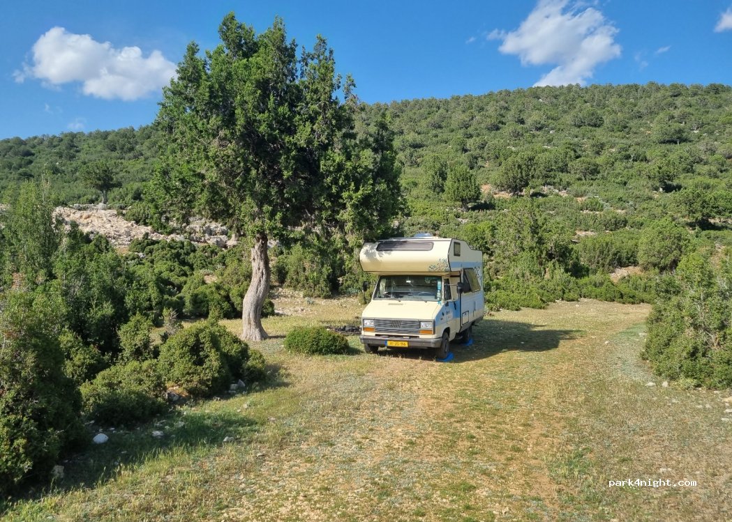 (07700) Elmalı - Unnamed Road — foto