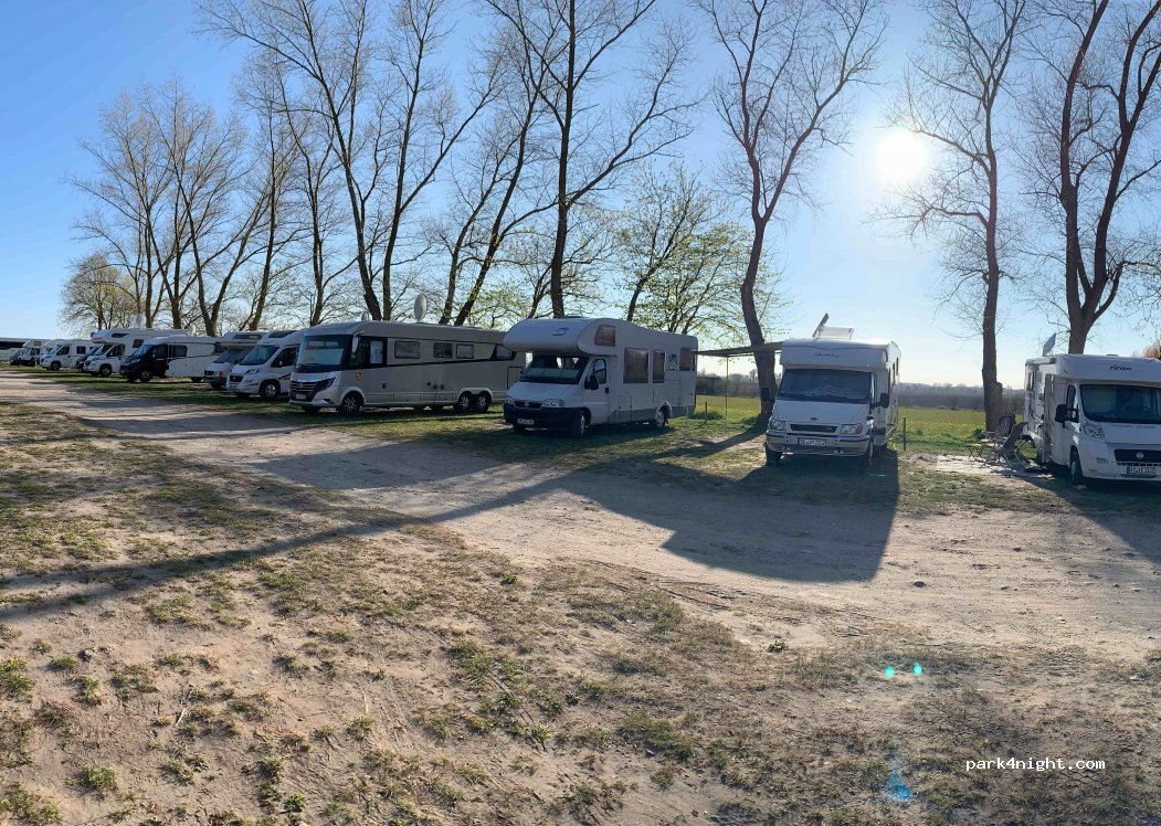 Sanddornstrand Wohnmobilstellplatz — foto 3