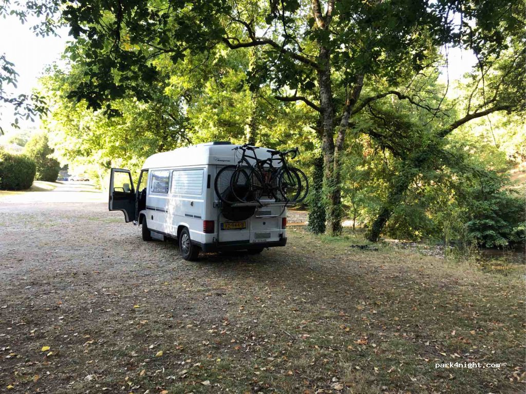 (87110) Solignac - Pont Rompu — foto 2