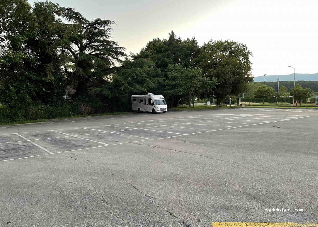 (1260) Nyon - 39 Route de Genève — foto