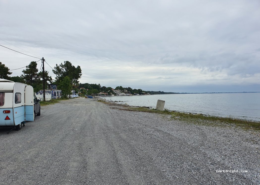 (602 00) Plaka - Unnamed Road — foto