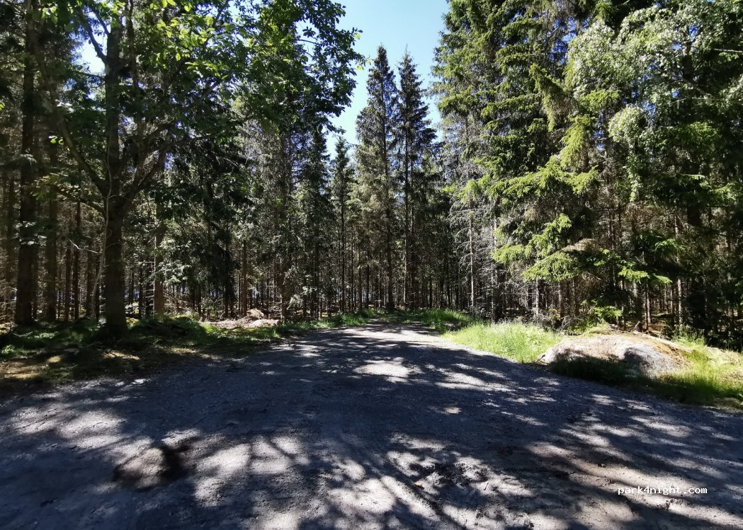 (570 02) Stockaryd - Unnamed Road — foto