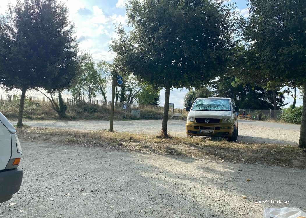 (85460) La Faute-sur-Mer - Route de la Pointe d'Arcay — foto 2
