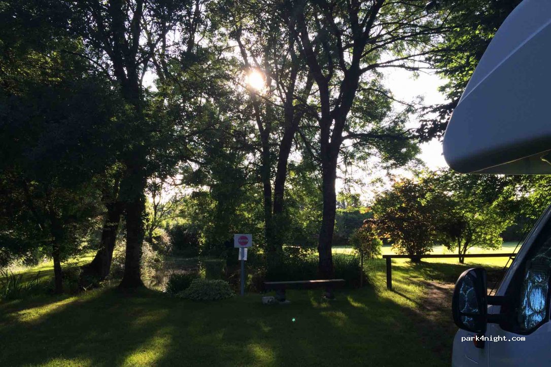 (33920) Civrac-de-Blaye - 40 Plaisance — foto 3