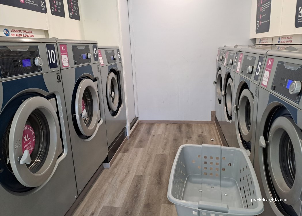 (06300) Nice - 36 Boulevard Général Louis Delfino — foto 2