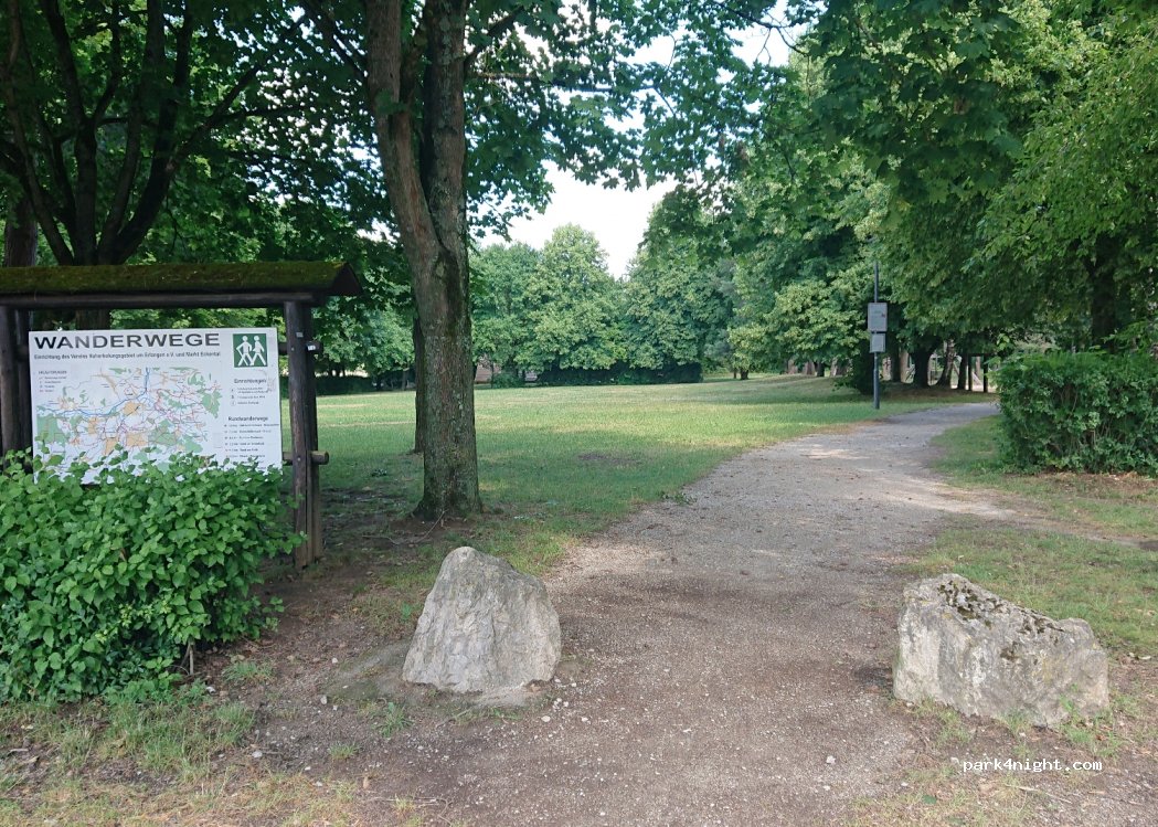 (90542) Eckental - Unnamed Road — foto 3