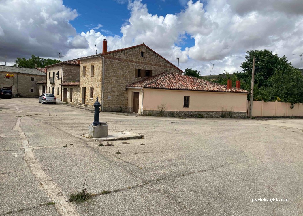 (09150) Huérmeces - 11 Calle Camino Vega — foto