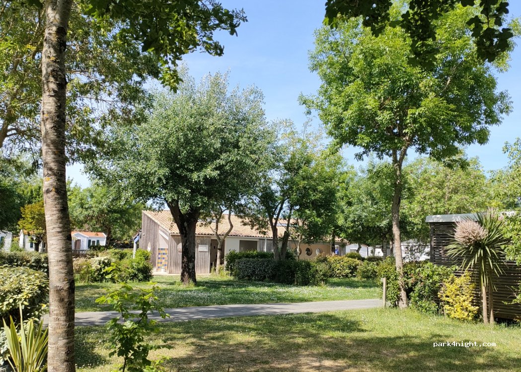 Camping Au Pigeonnier — foto
