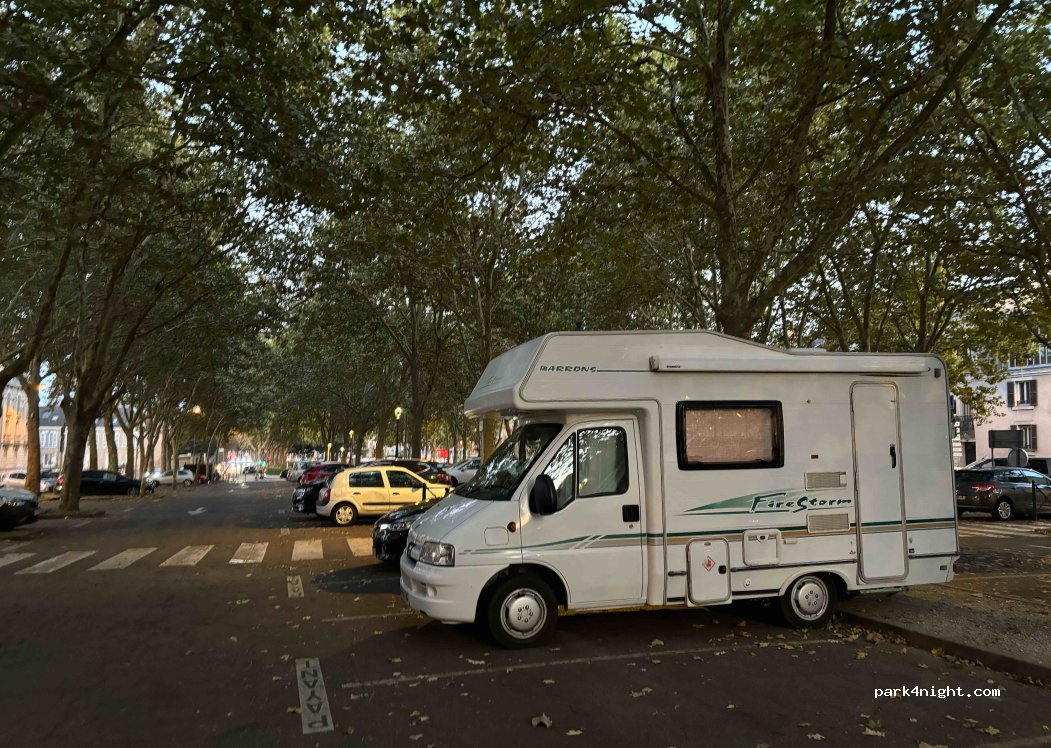 (45000) Orléans - 23 Boulevard Alexandre Martin — foto 2