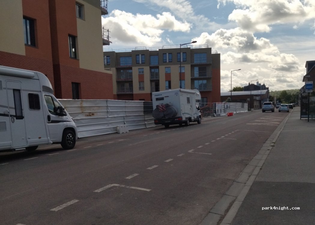 (76470) Le Tréport - Av. des Canadiens — foto 2