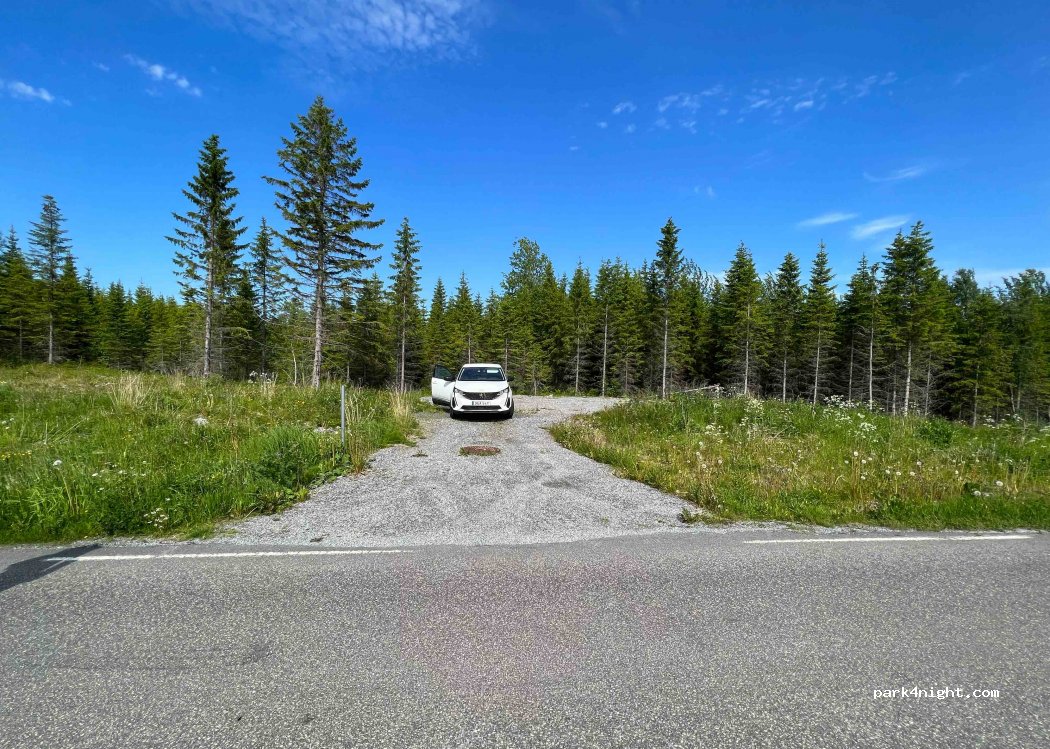 (8050) Godøynes - Unnamed Road — foto 2