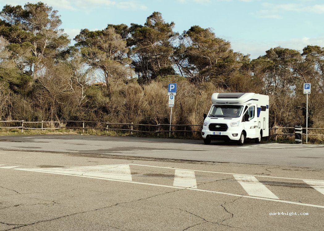 (58100) Principina a Mare - 10 Piazzale Tirreno — foto 2