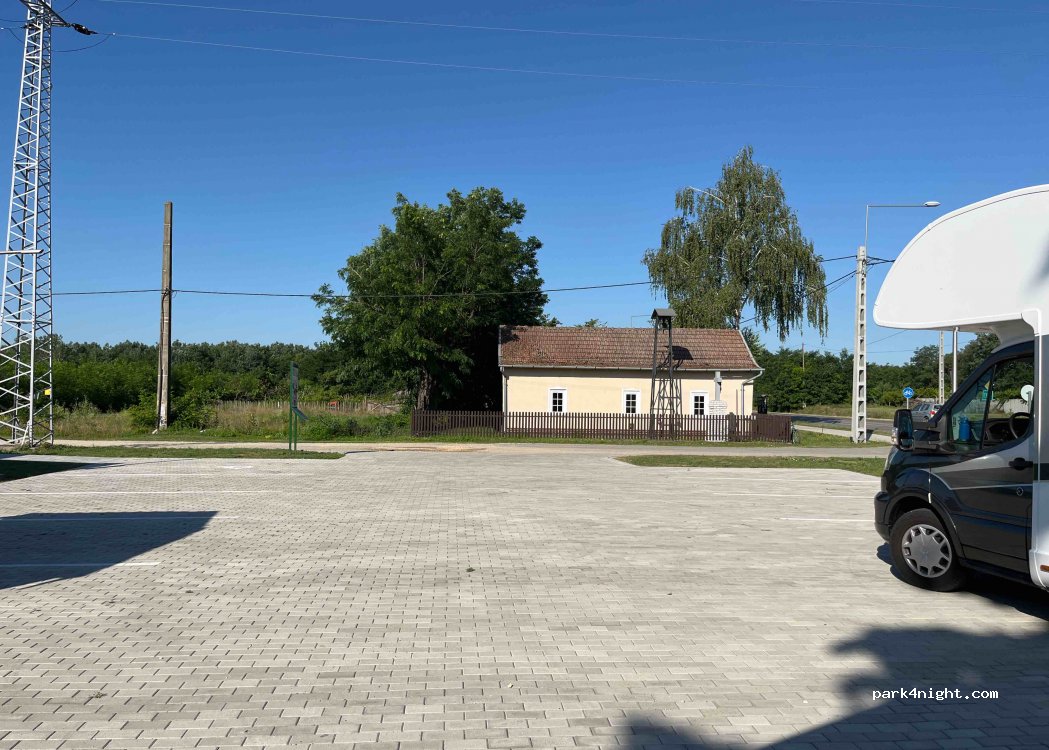 (6784) Öttömös - Unnamed road — foto