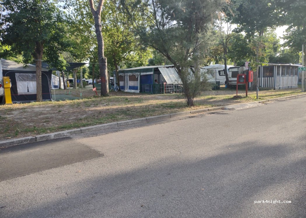 I TRE MOSCHETTIERI CAMPING VILLAGE — foto 3