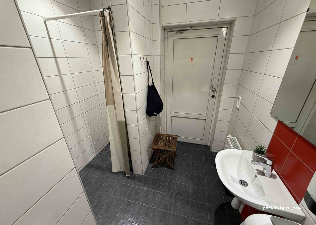 (285 91) Markaryd - 1b Ulvarydsvägen — foto 4