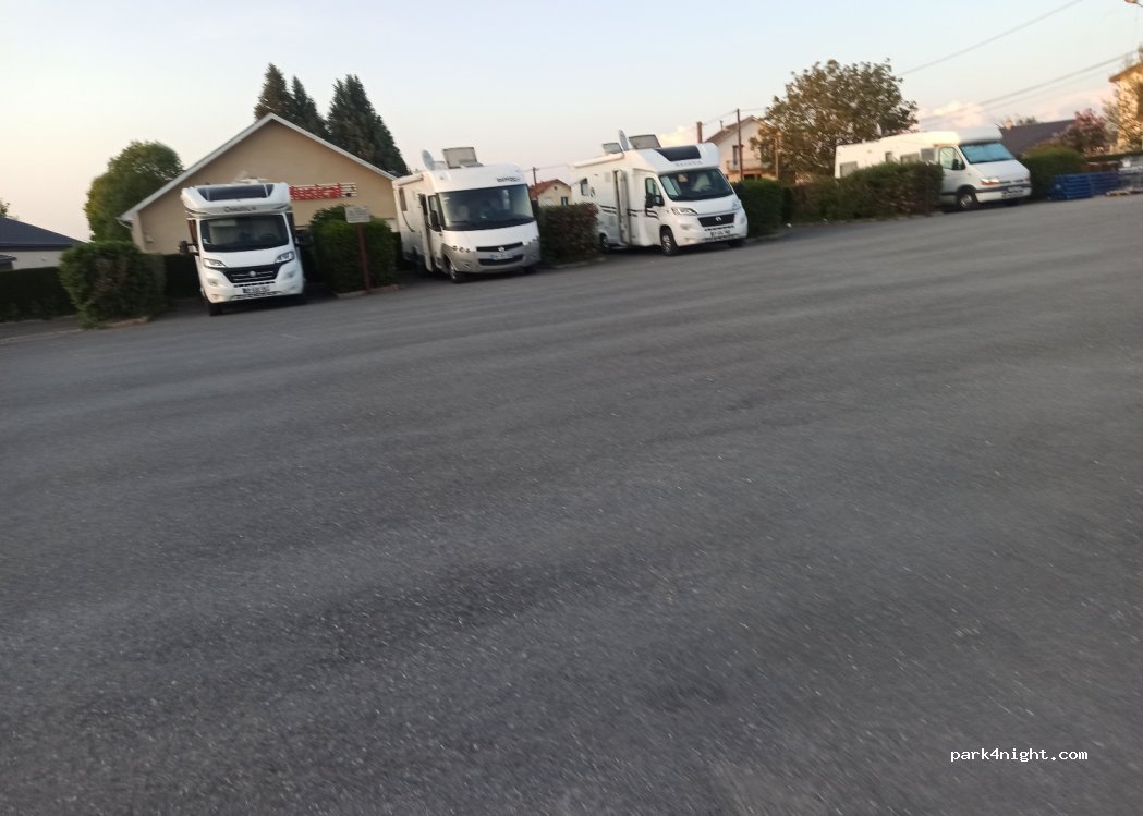Aire de Camping-Cars Municipale de Réquista — foto 2