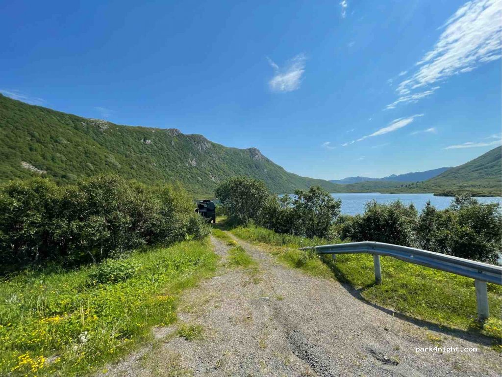(8360) Bøstad - E10 — foto