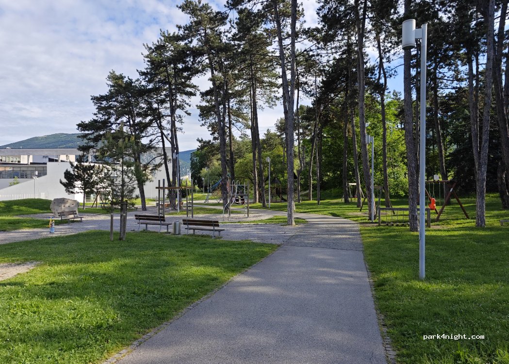 (5000) Nova Gorica - 4 Trg Edvarda Kardelja — foto 2