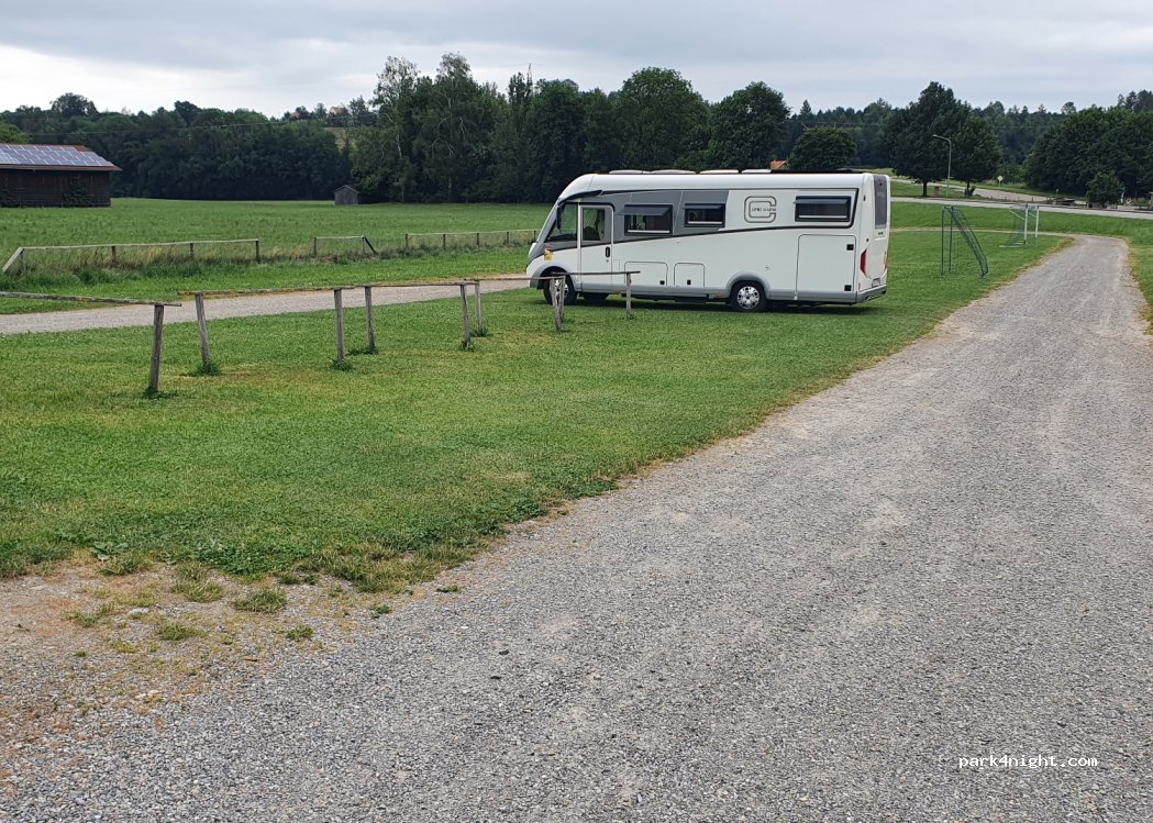 (87758) Kronburg - 4 Memminger Straße — foto 3