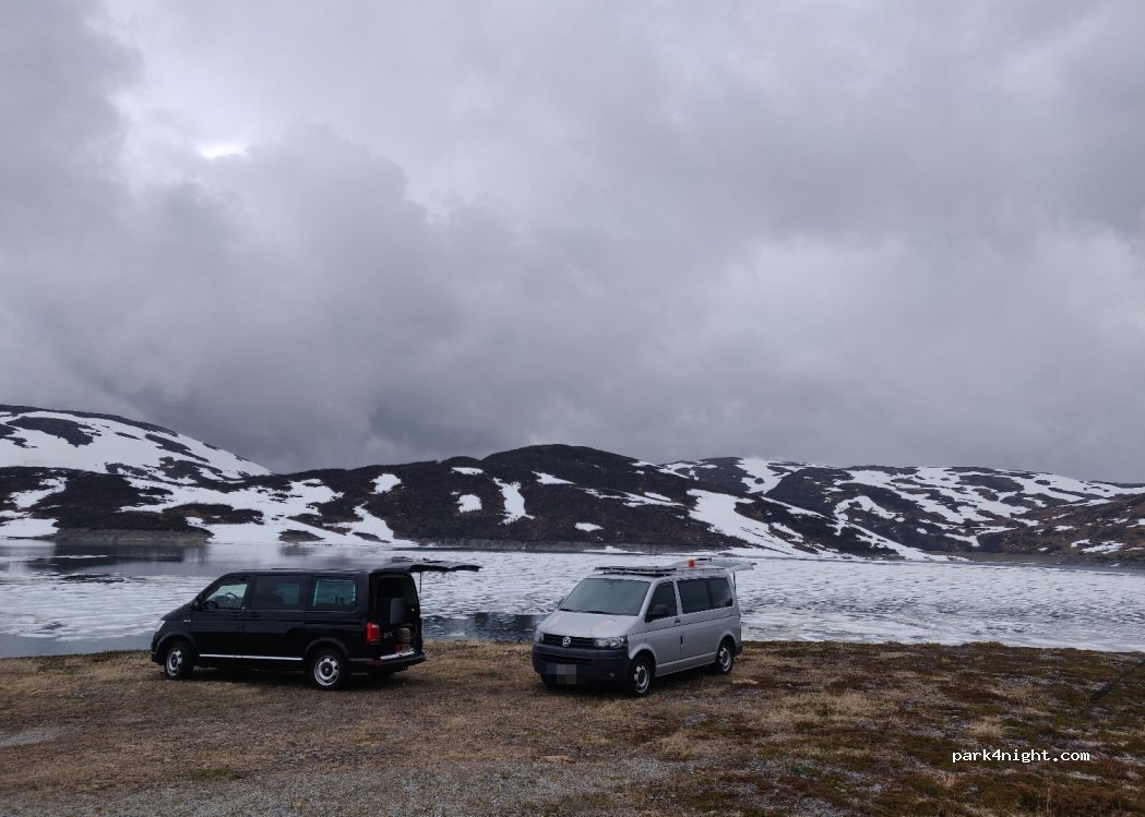 (6893) Vik i Sogn - Unnamed Road — foto