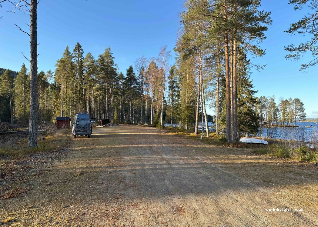 (890 54) Trehörningsjö - Unnamed road — foto 4