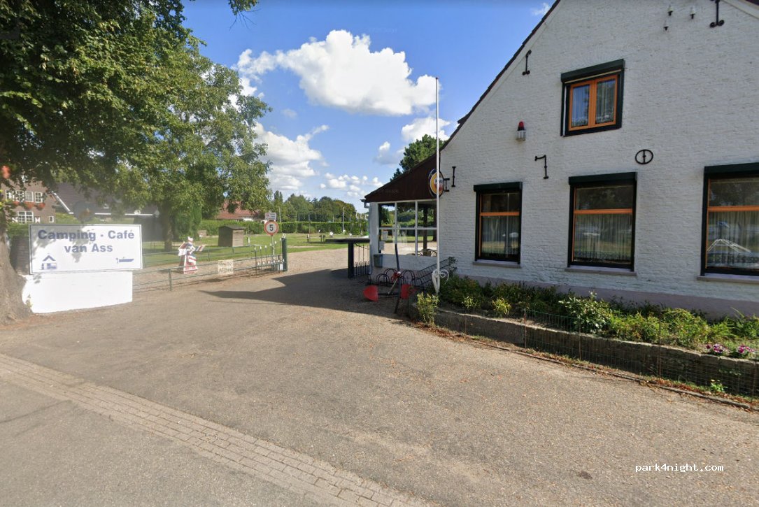 Camping van Ass Roermond — foto