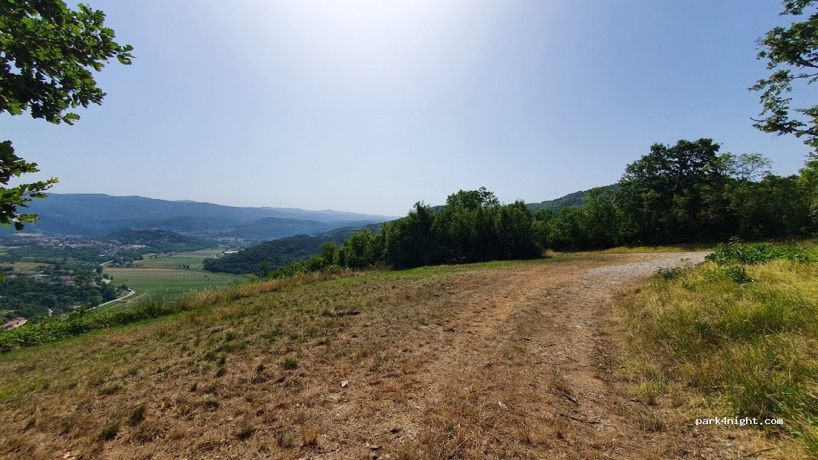 (52420) Veli Mlun - Unnamed road — foto 2