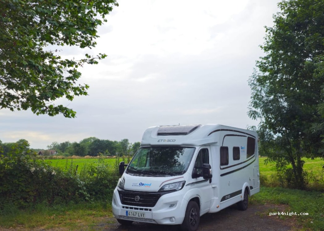 (80140) Rambures - D180 — foto 4