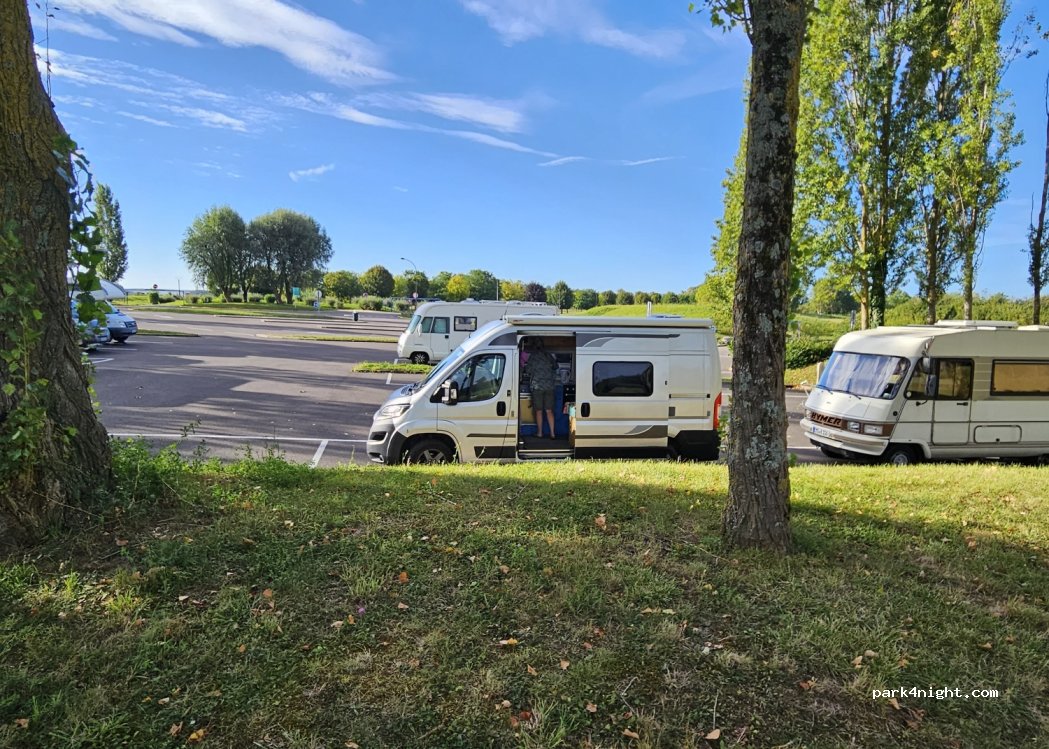 (10500) Dienville - D443 — foto 4