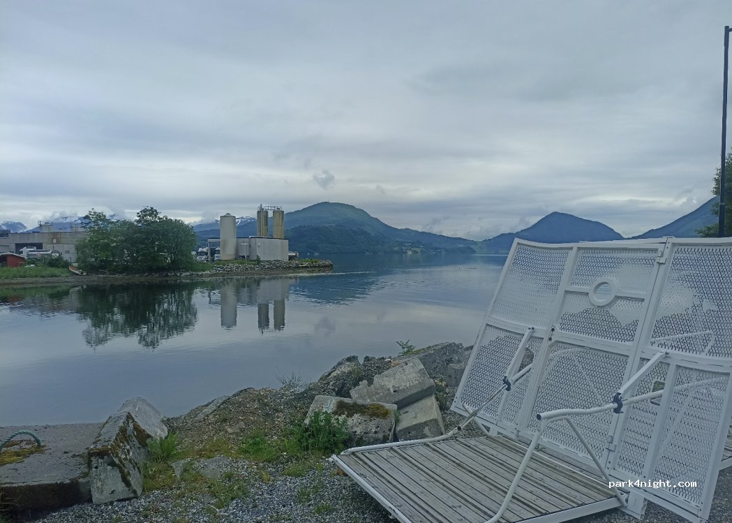 (6150) Ørsta - 24 Ivar Aasen-gata — foto