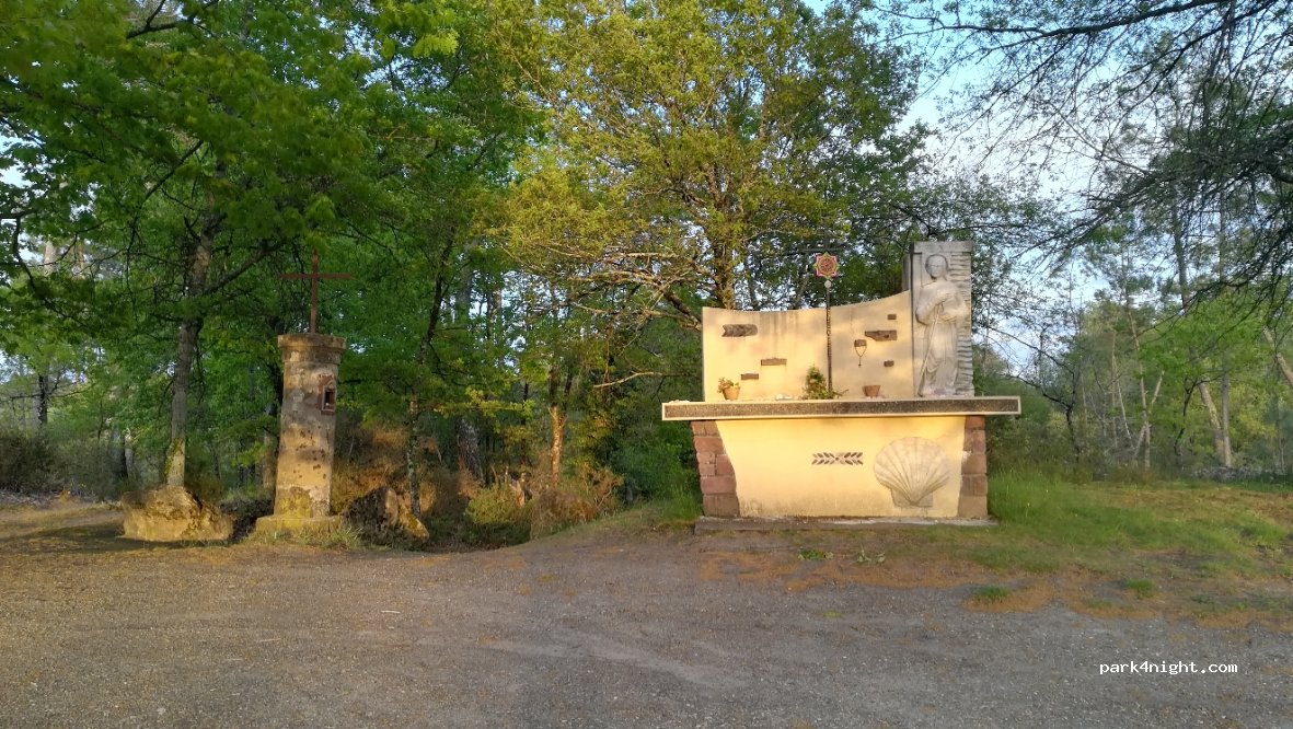 (40400) Saint-Yaguen - Fontaine Saint Jacques — foto 2