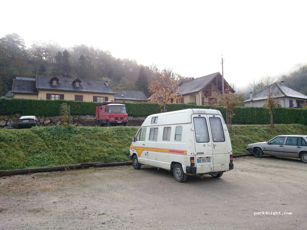 (09140) Seix - Fromagerie le Rogallais Chemin — foto 3