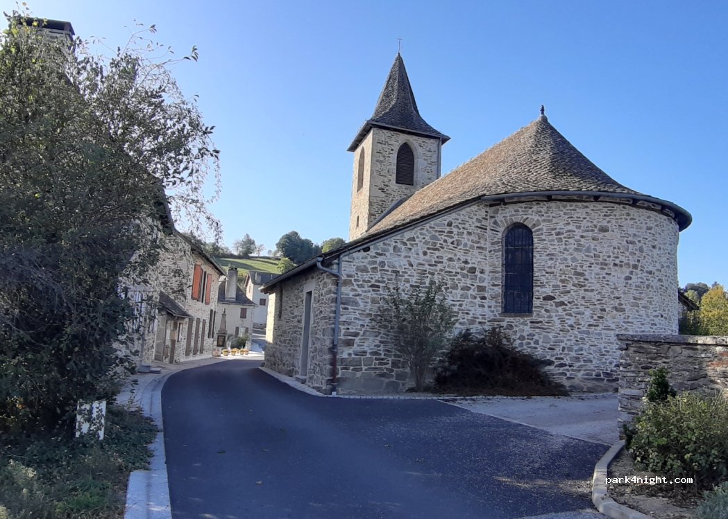 Aire de Camping Car de Lapeyrugue — foto 2