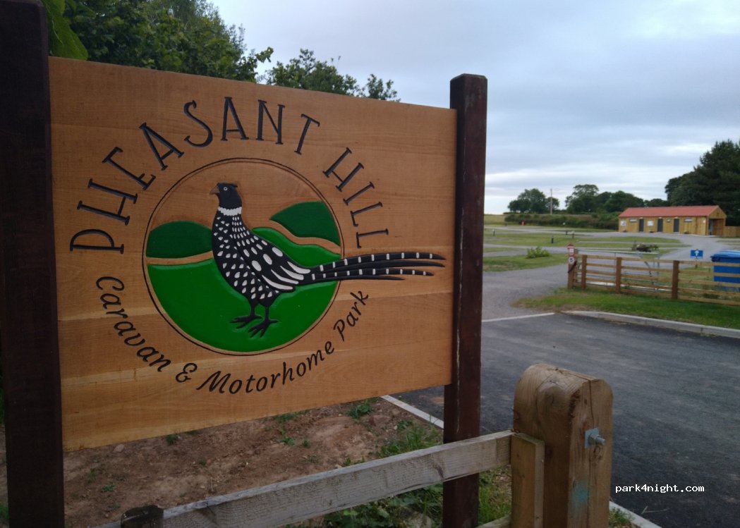 Pheasant Hill Caravan & Motorhome Park — foto