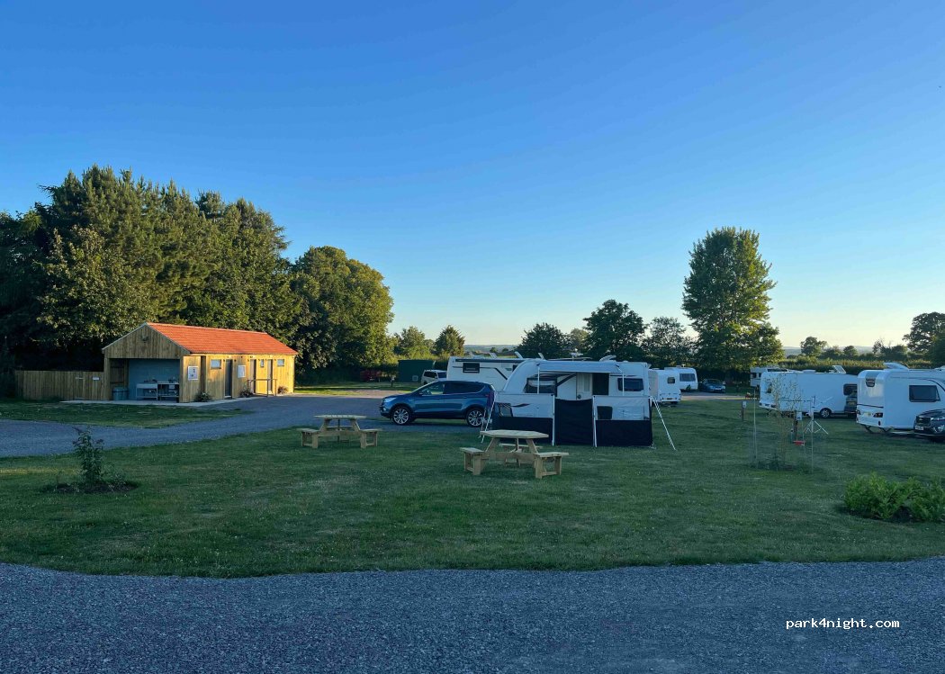 Pheasant Hill Caravan & Motorhome Park — foto 2