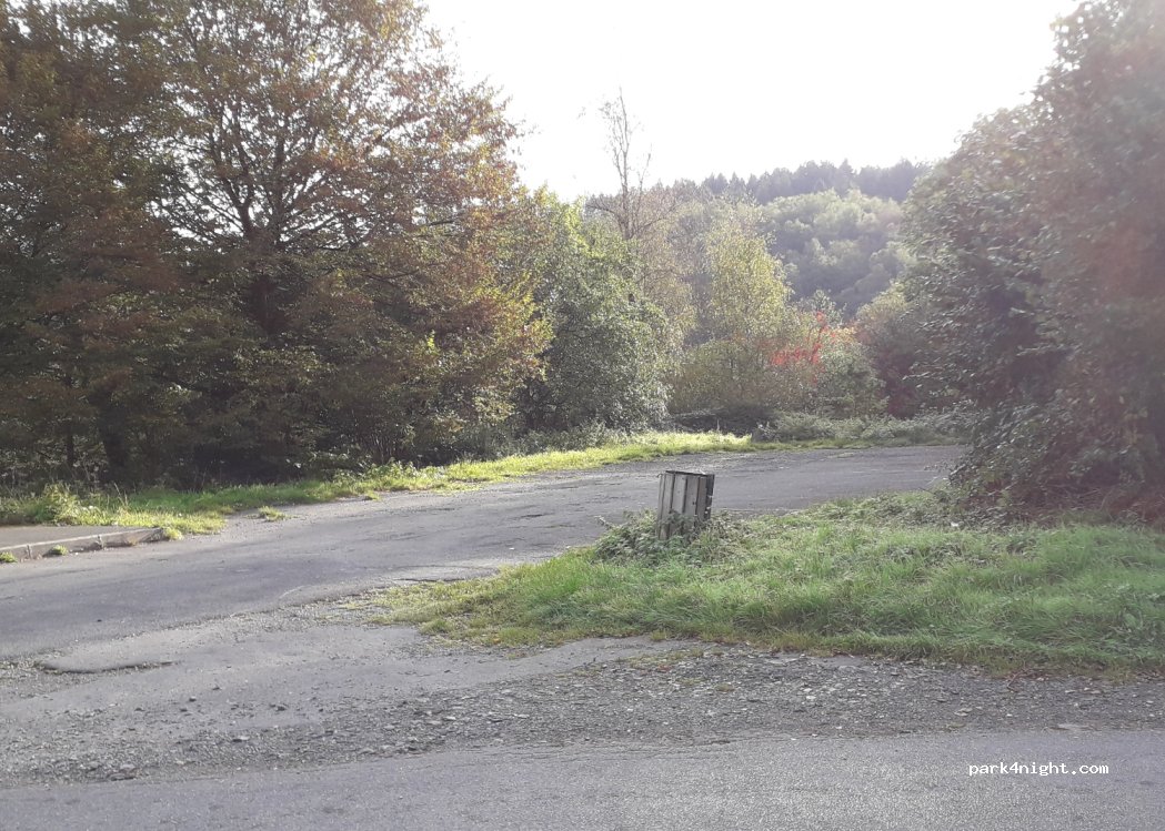 (08500) Revin - Unnamed Road — foto